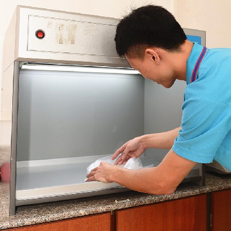 光源對(duì)色燈箱